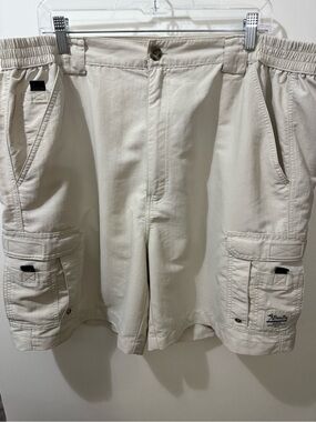 Item 061526G   
Bimini Bay Relaxed Cream Cargo Shorts with Utility Pockets